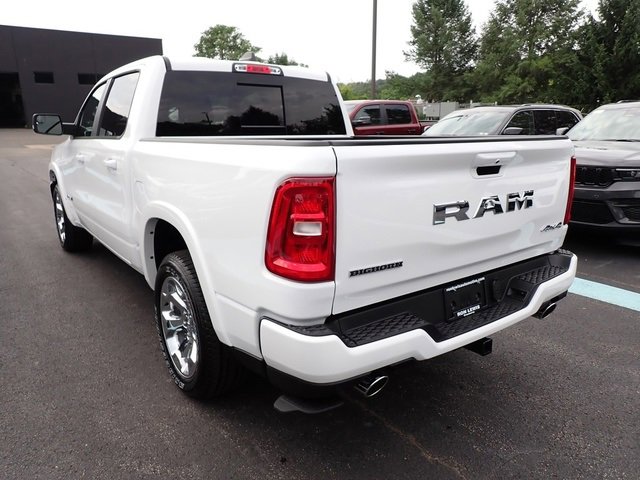 New 2026 RAM 1500 4x4 Crew Cab image 2