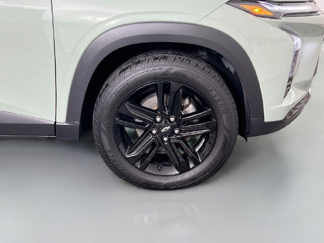 Used 2025 Chevrolet Trax ACTIV w/ Driver Confidence Package FWD image 36