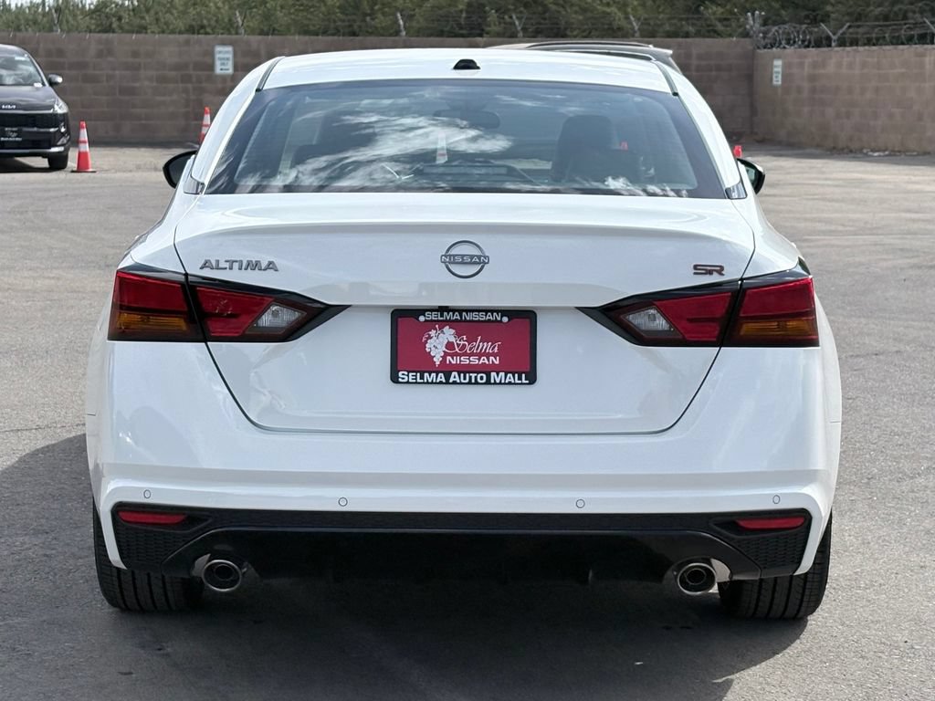 New 2026 Nissan Altima 2.5 SR FWD image 5