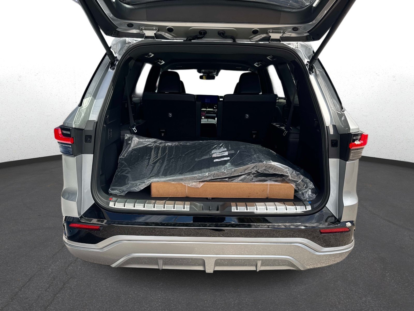 New 2026 Lexus TX 500h AWD w/ Technology Package image 11