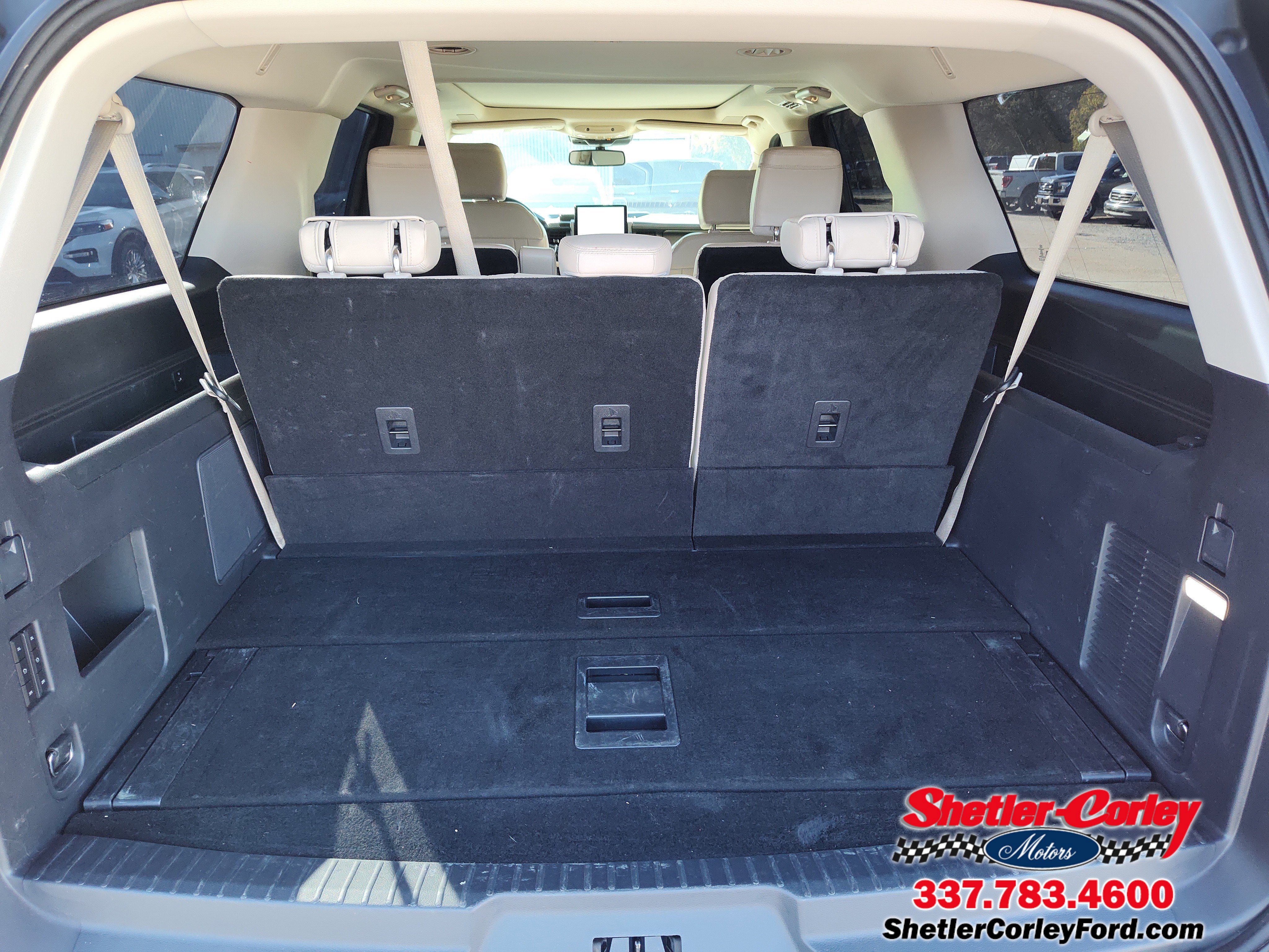 Used 2024 Ford Expedition Max Platinum image 7