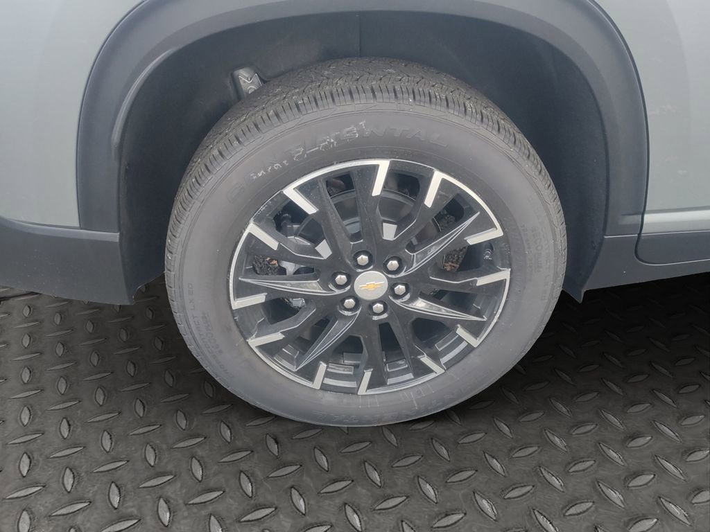 New 2026 Chevrolet Traverse LT w/ Sun and Wheel Package image 23