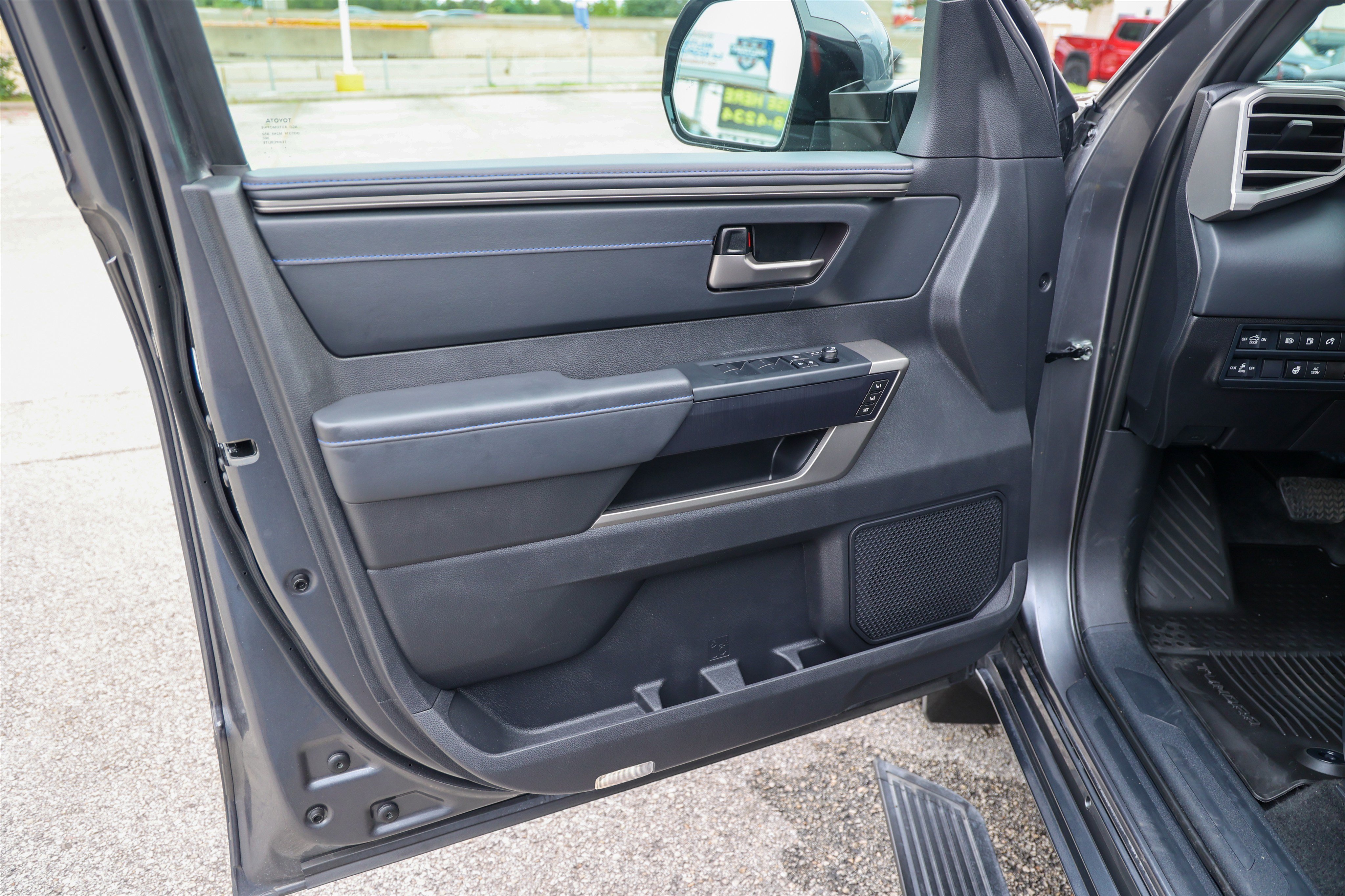 Certified 2026 Toyota Tundra Platinum AWD/4WD image 35