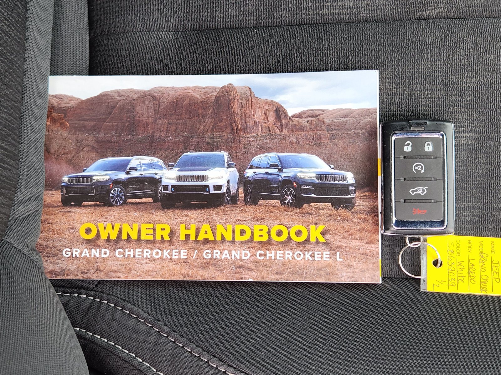 Used 2025 Jeep Grand Cherokee L Laredo w/ Luxury Tech Group I RWD image 44