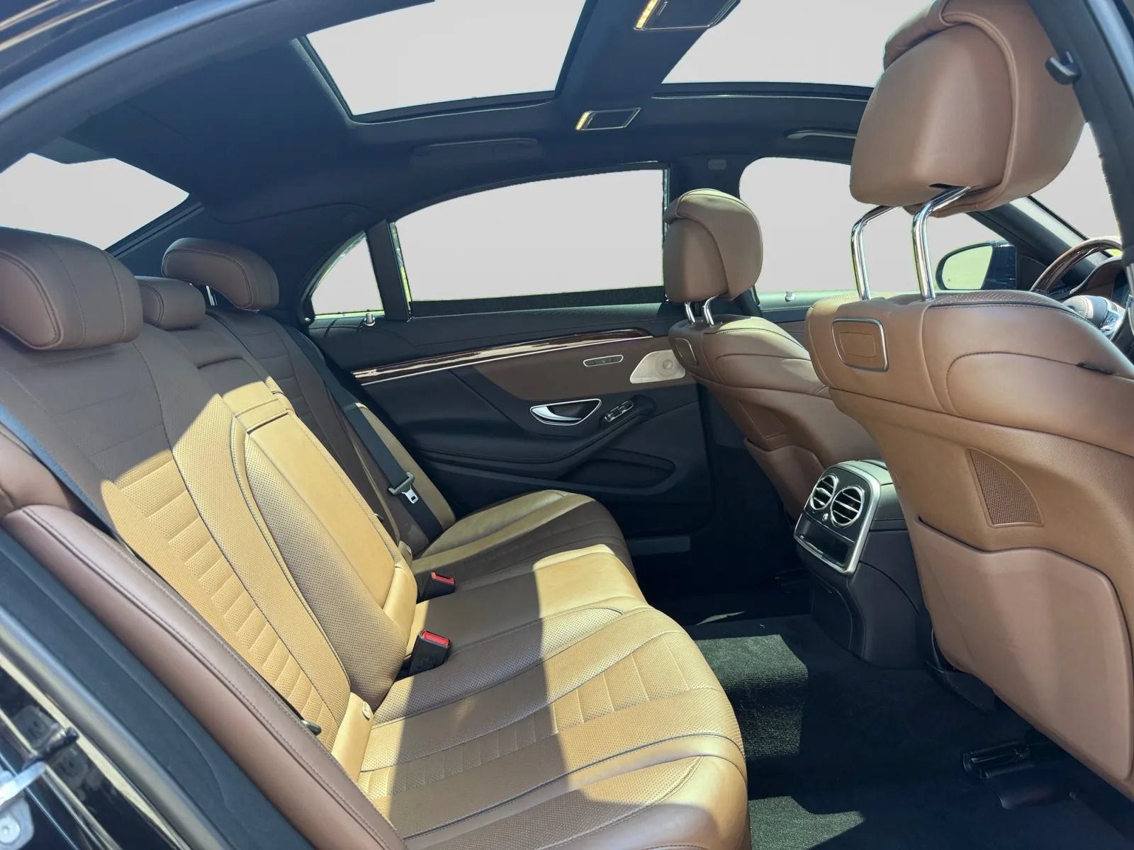 Used 2019 Mercedes-Benz S 560 4MATIC Sedan image 30
