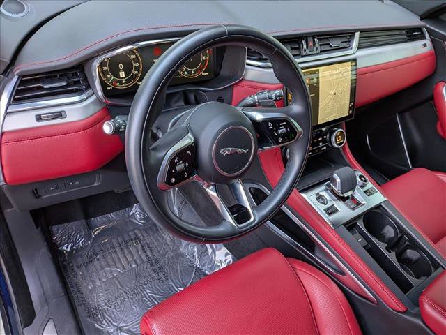 Certified 2025 Jaguar F-PACE R-Dynamic S image 10