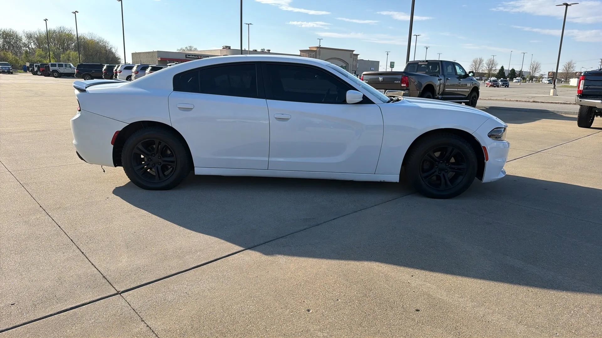 Used 2020 Dodge Charger SXT image 22