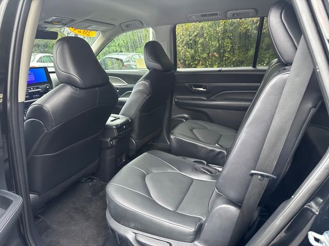 Certified 2024 Toyota Grand Highlander XLE image 24