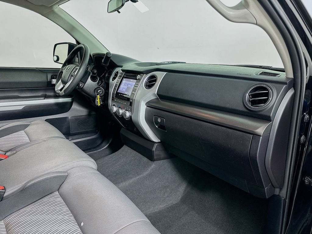 Used 2015 Toyota Tundra SR5 image 28