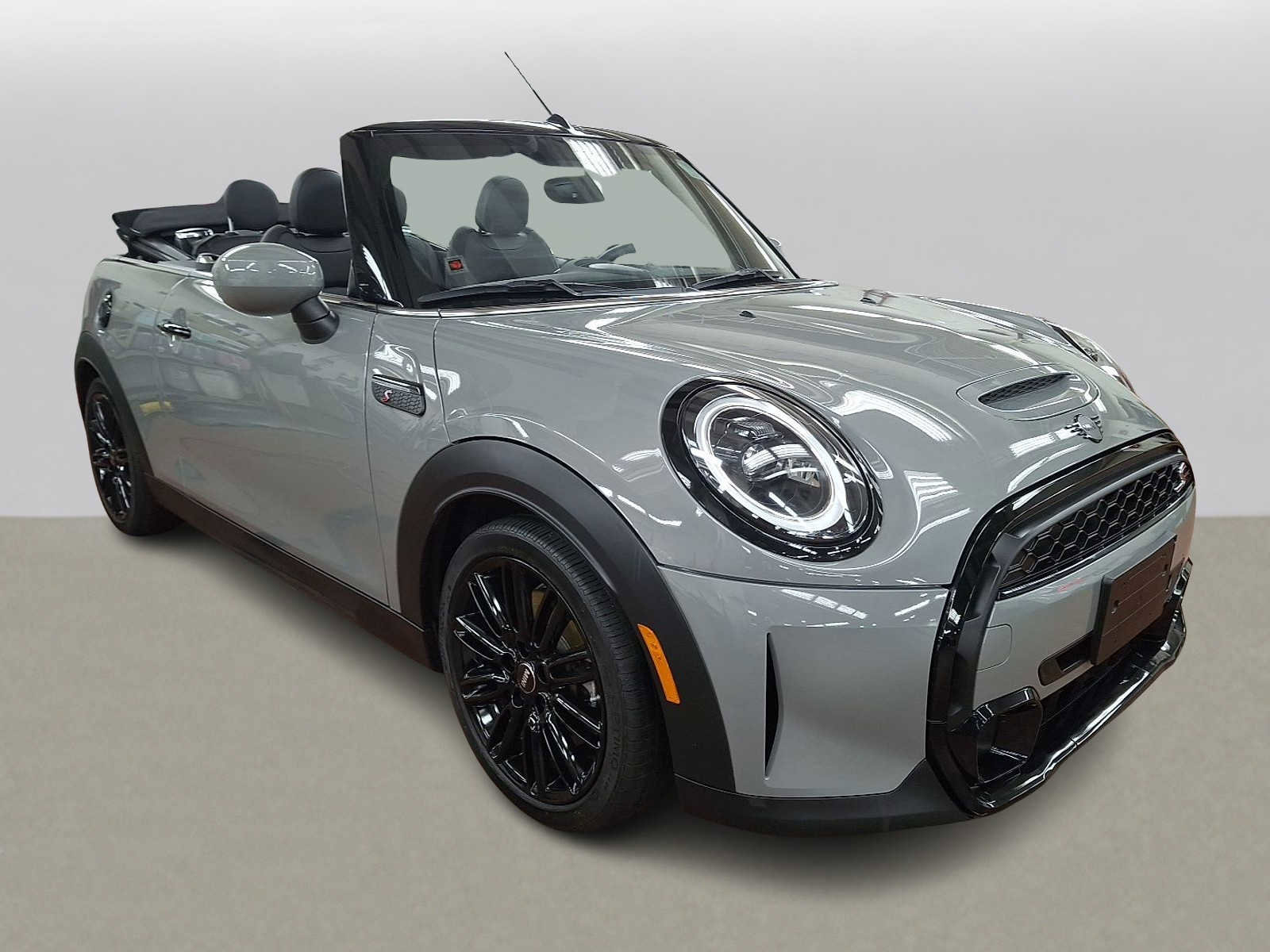 Certified 2023 MINI Cooper S image 3