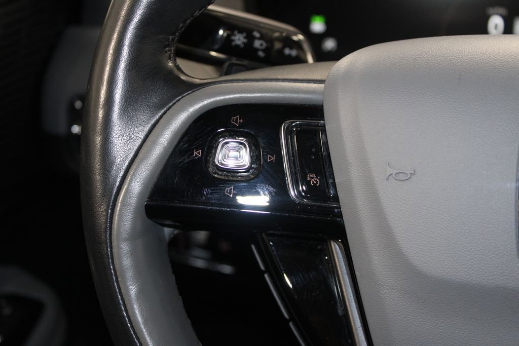 Used 2022 Lincoln Corsair Reserve w/ Equipment Group 201A image 38