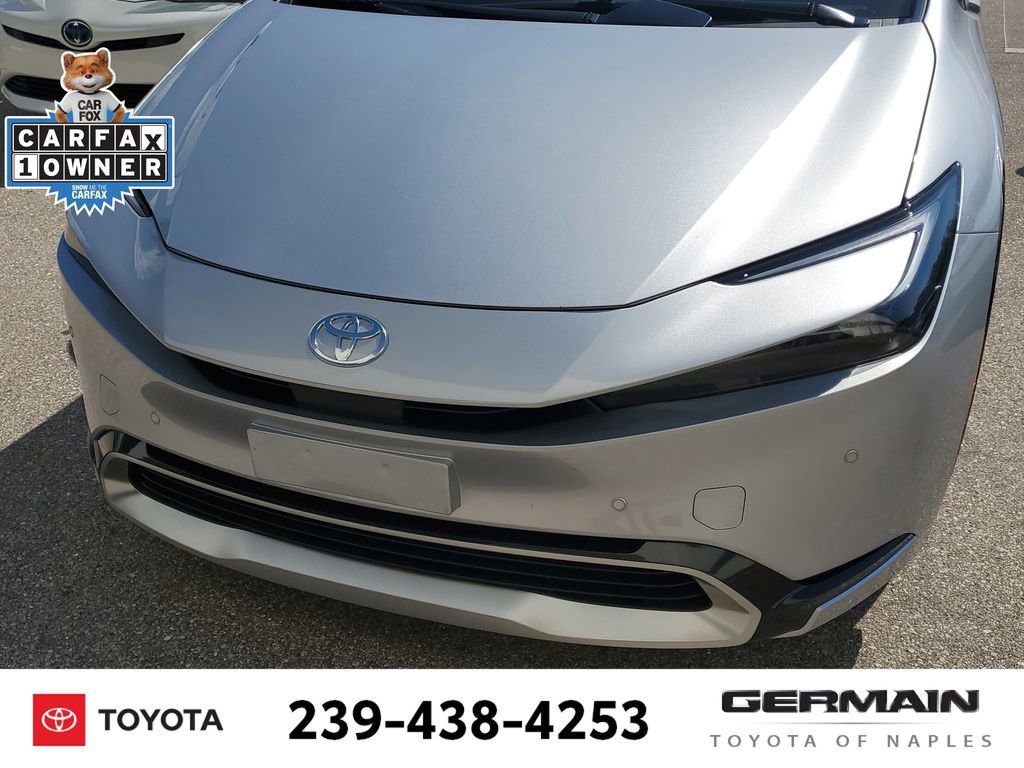 Used 2025 Toyota Prius Plug-In Hybrid image 13