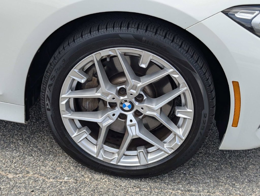 Used 2025 BMW 330i Sedan RWD image 7