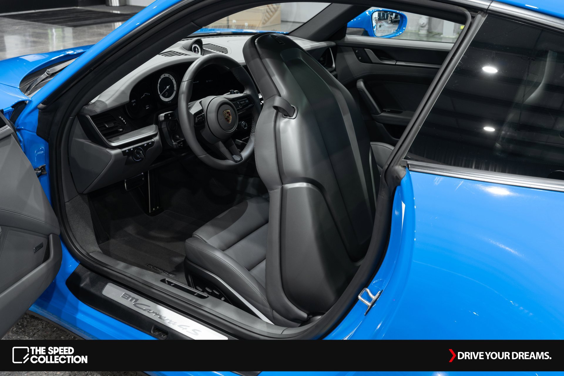 Used 2023 Porsche 911 Carrera 4S image 27