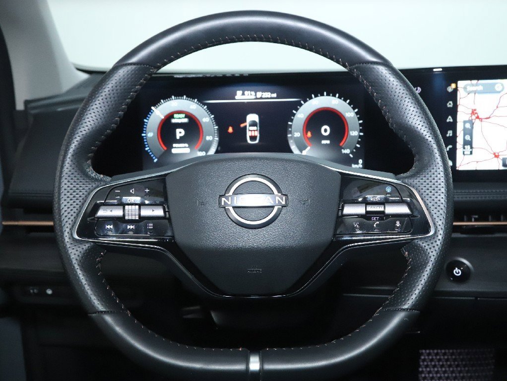Used 2023 Nissan Ariya FWD image 20