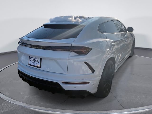 Used 2022 Lamborghini Urus image 4