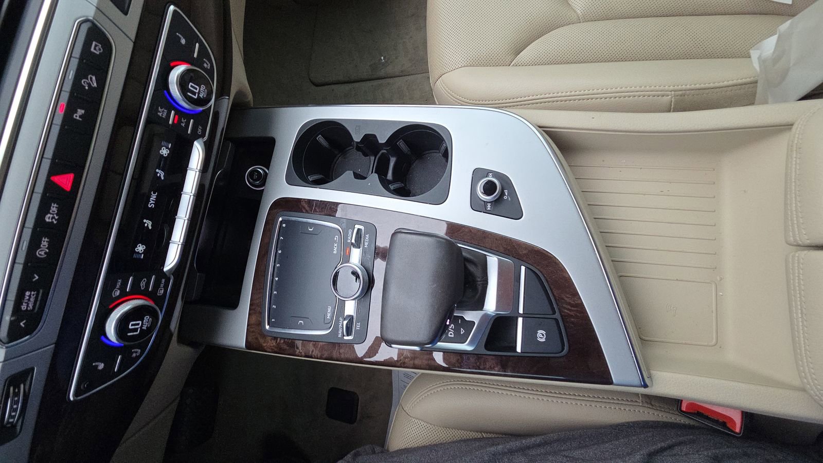 Used 2019 Audi Q7 2.0T Premium Plus image 30