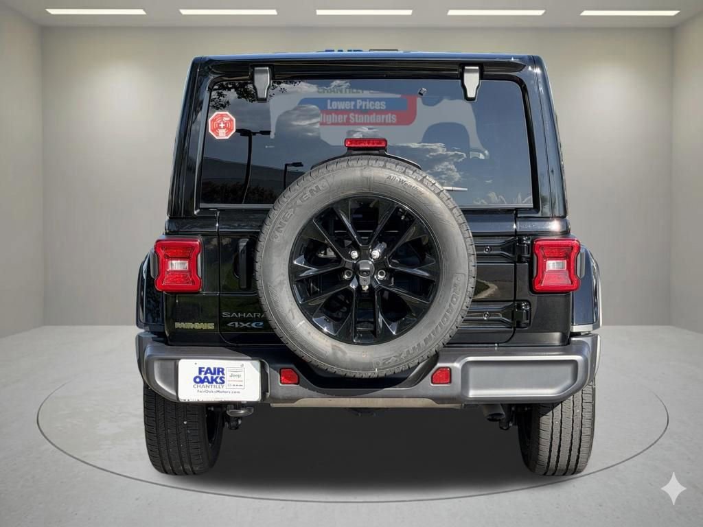 Certified 2025 Jeep Wrangler Unlimited Sahara AWD/4WD image 9