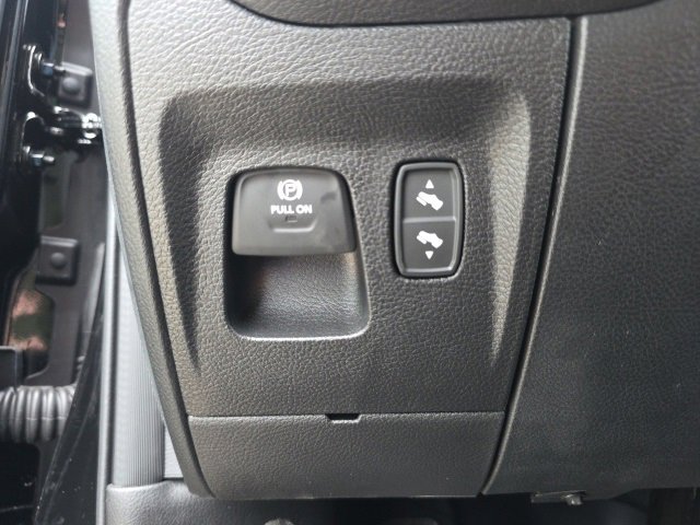 New 2026 RAM 1500 4x4 Crew Cab image 16