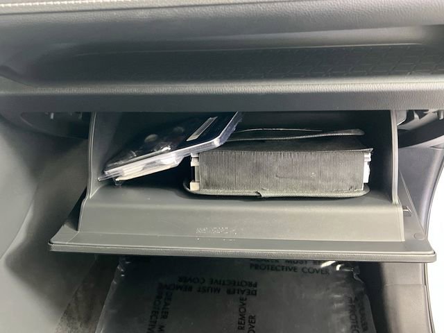 Used 2023 Toyota RAV4 XLE Premium image 30