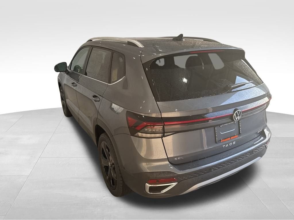 New 2025 Volkswagen Taos SEL image 3