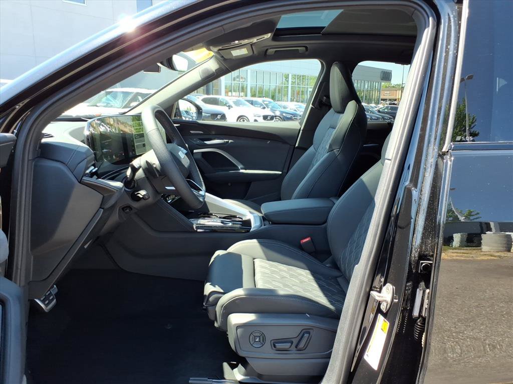 New 2026 Audi SQ5 Prestige AWD/4WD image 11