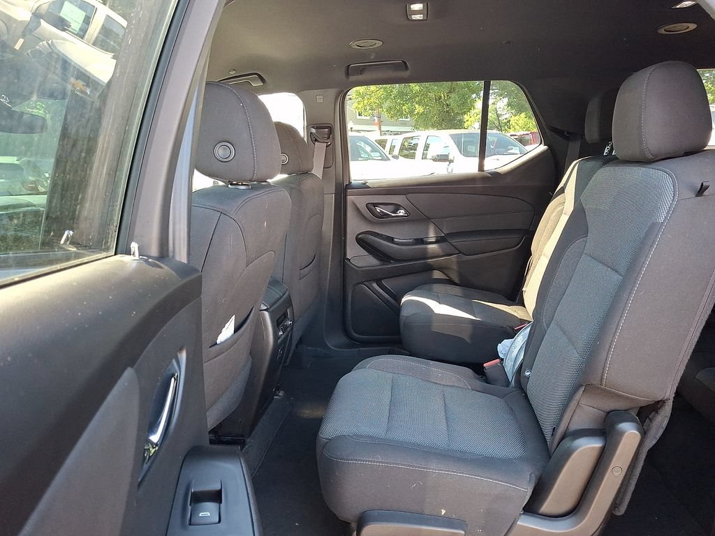 Certified 2023 Chevrolet Traverse LT w/ Midnight/Sport Edition AWD/4WD image 10