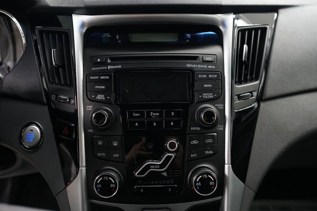 Used 2012 Hyundai Sonata Limited FWD image 28