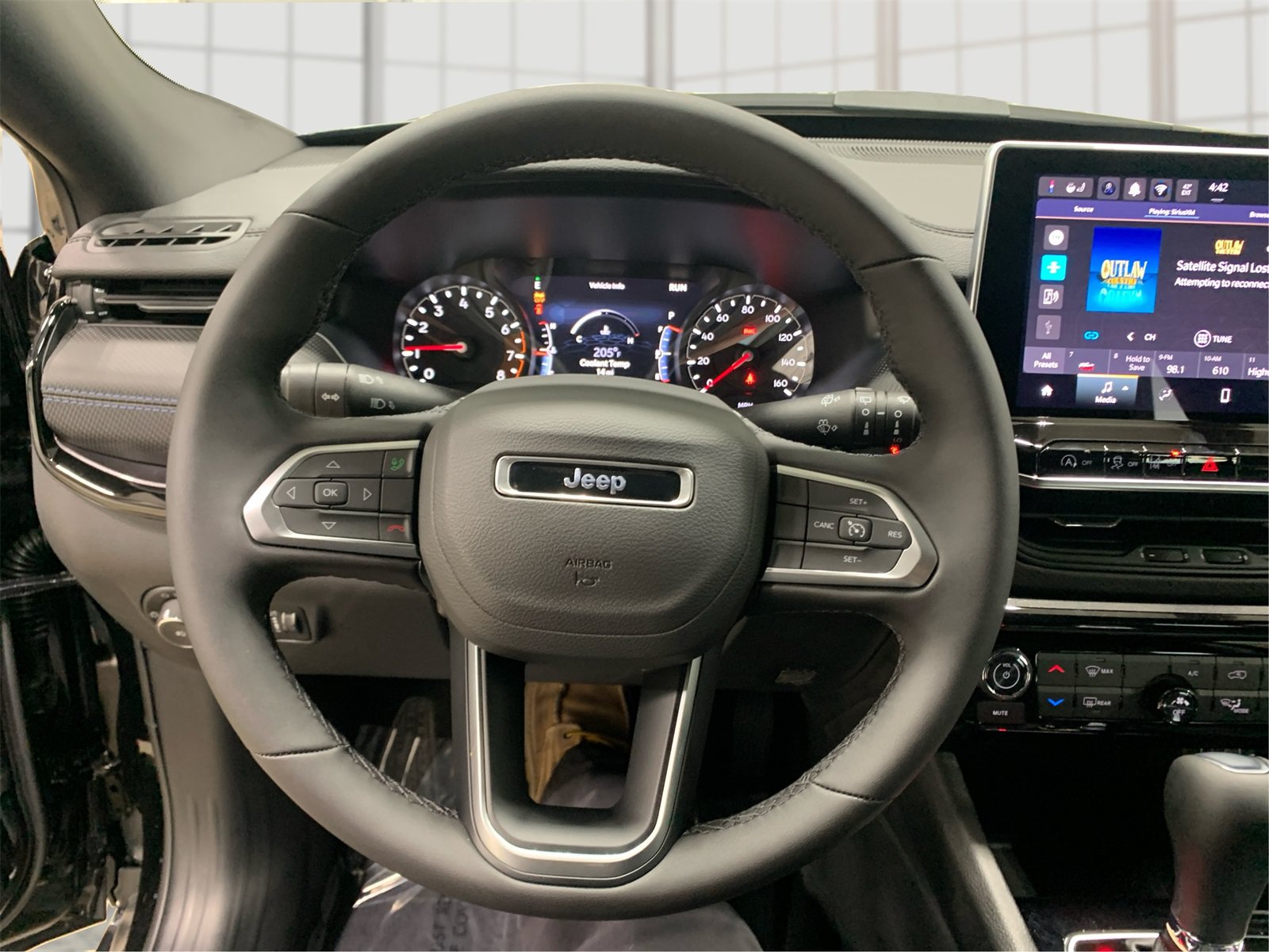 New 2026 Jeep Compass Latitude AWD/4WD image 16