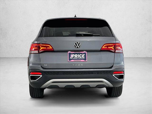 Used 2023 Volkswagen Taos SE FWD image 4