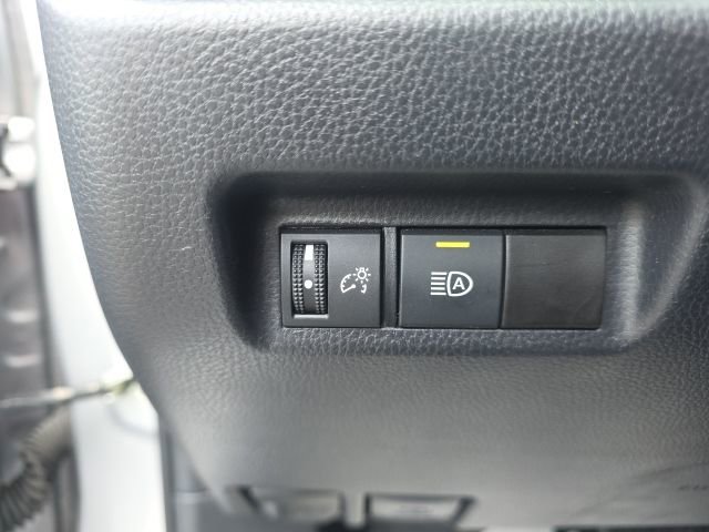 Used 2024 Toyota RAV4 LE image 14