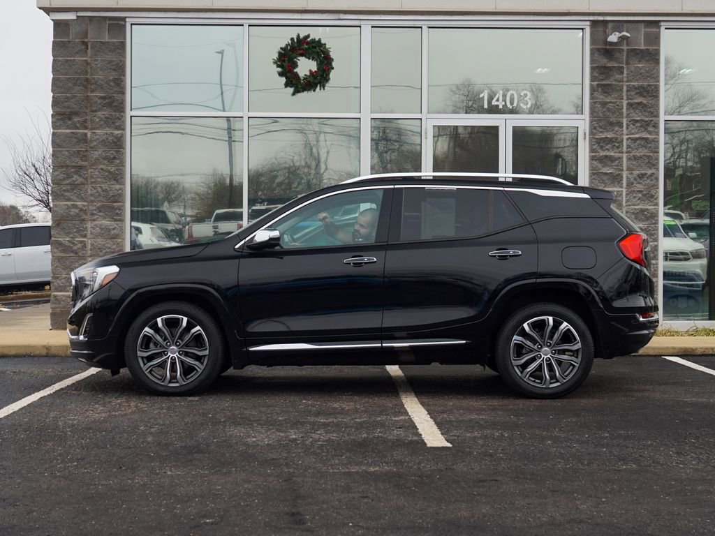 Used 2018 GMC Terrain Denali w/ Advanced Safety Package image 7