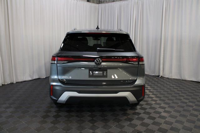 New 2025 Volkswagen Tiguan S AWD/4WD image 22