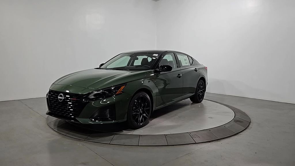 New 2026 Nissan Altima 2.5 SR image 1