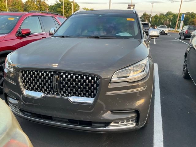 Used 2020 Lincoln Aviator Black Label w/ Class IV Trailer Tow Package AWD/4WD image 13