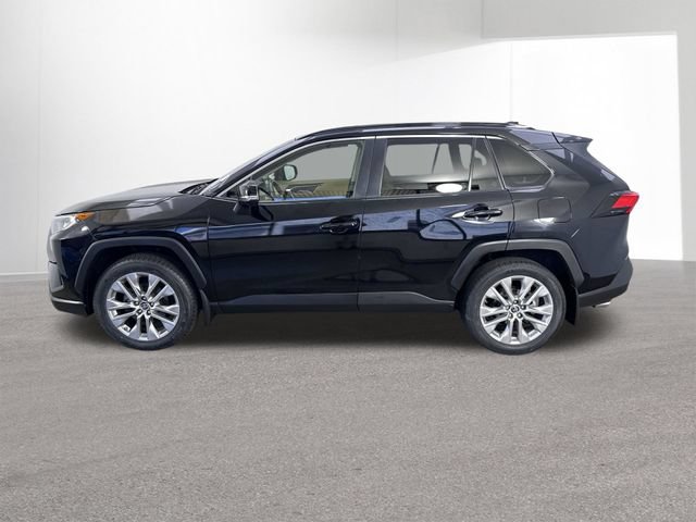 Used 2019 Toyota RAV4 XLE Premium w/ Cold Weather Package AWD/4WD image 29
