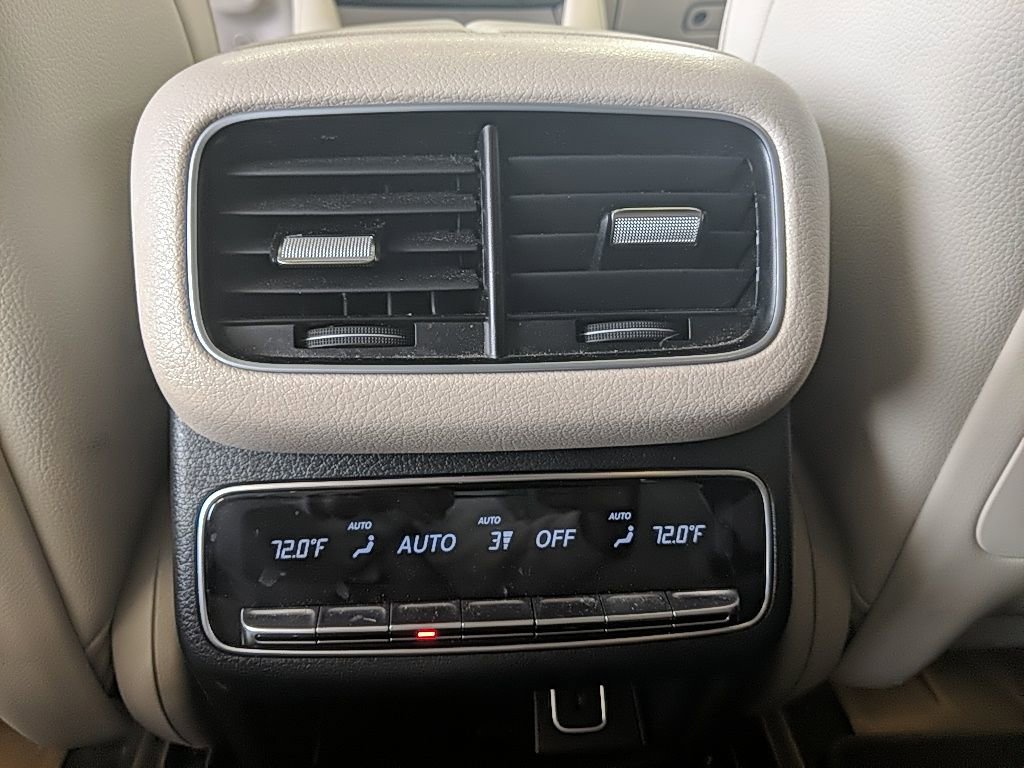 Used 2022 Mercedes-Benz GLS 450 4MATIC image 17