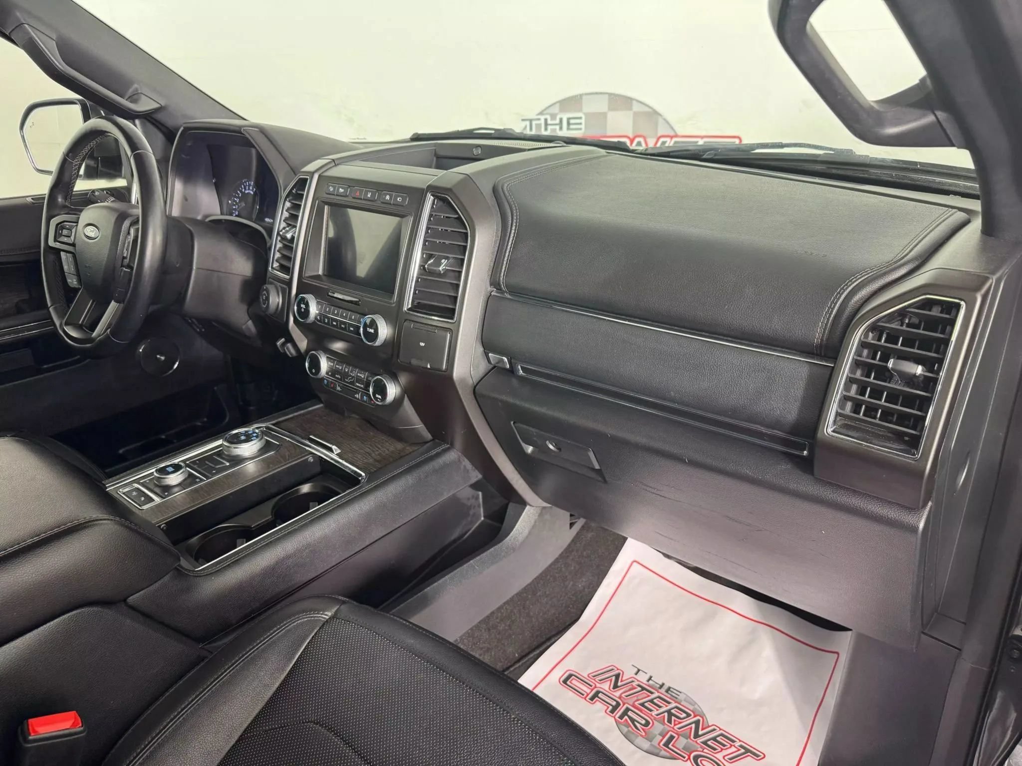 Used 2020 Ford Expedition Limited w/ Equipment Group 302A AWD/4WD image 12