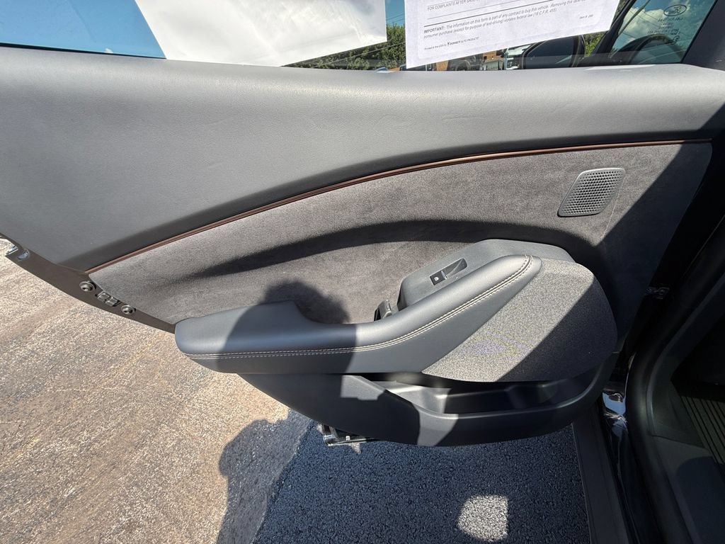 Used 2023 Ford Mustang Mach-E GT AWD/4WD image 24