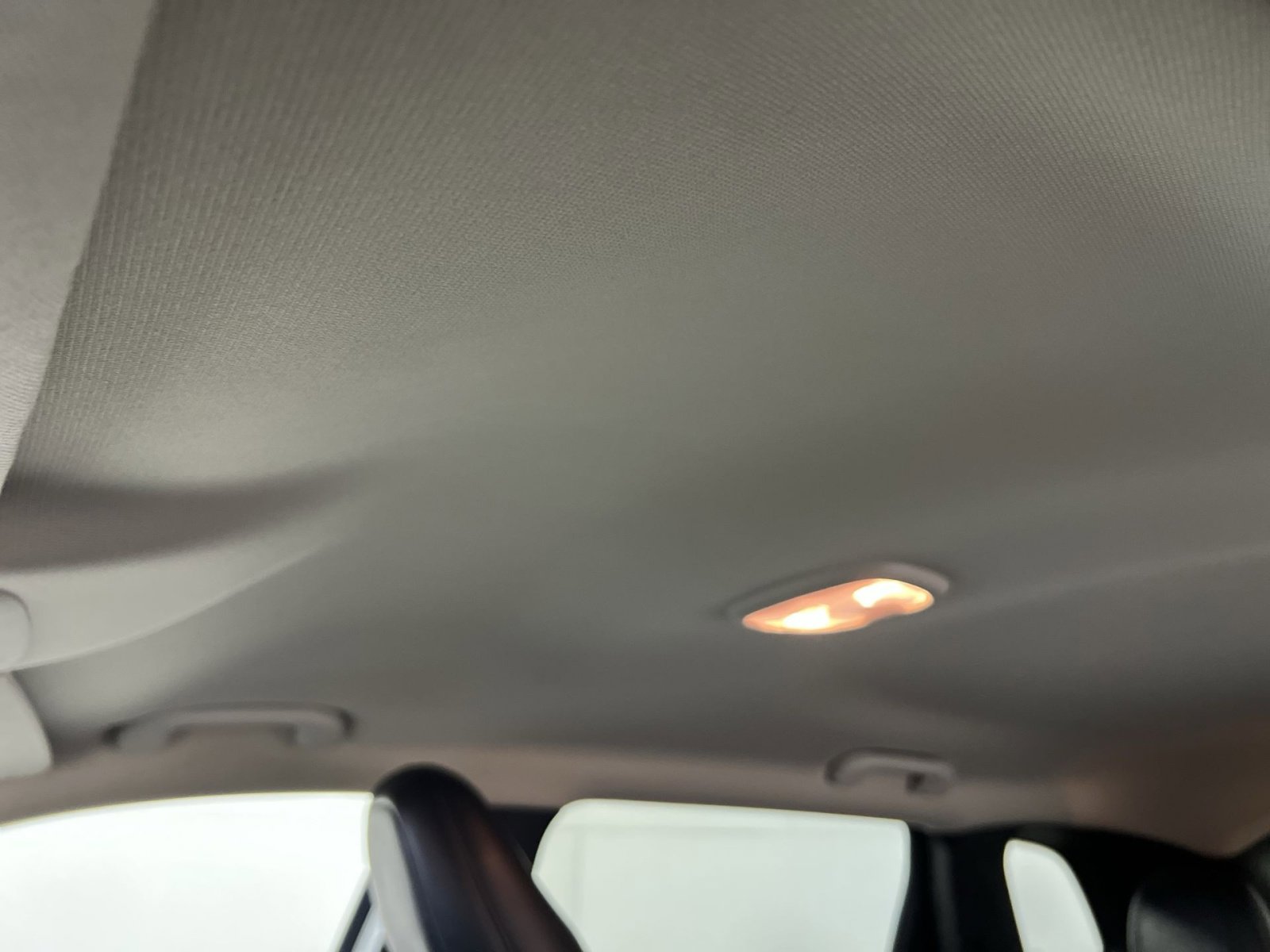 Used 2015 Jeep Cherokee Latitude w/ Cold Weather Group image 23