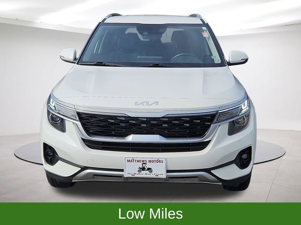 Used 2023 Kia Seltos S w/ Navigation Package image 2