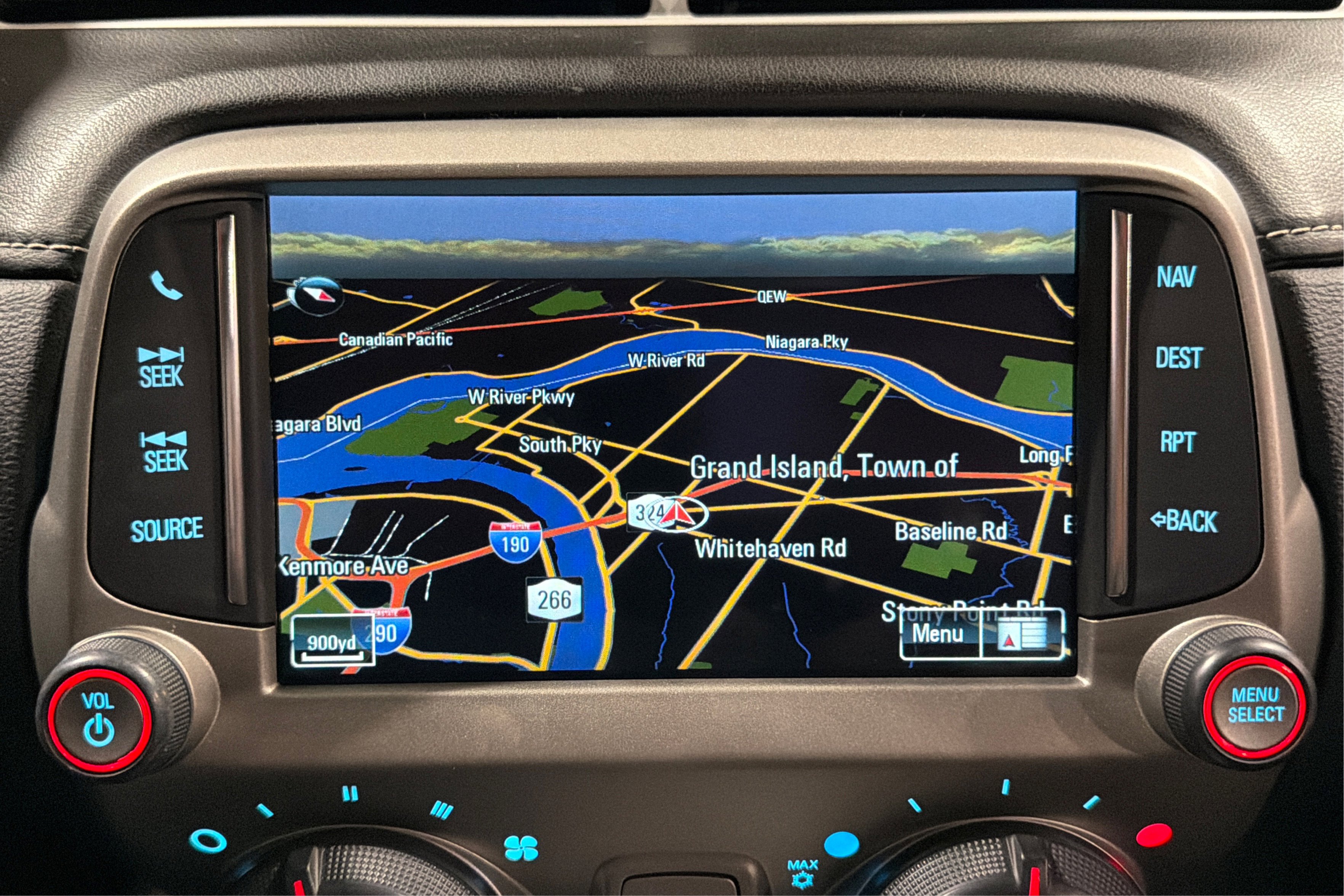 Used 2015 Chevrolet Camaro LT RWD image 28