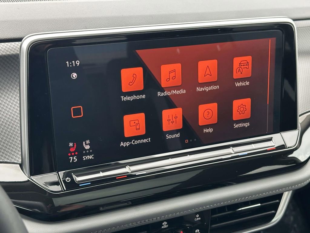 Certified 2025 Volkswagen Atlas Peak Edition SE image 29