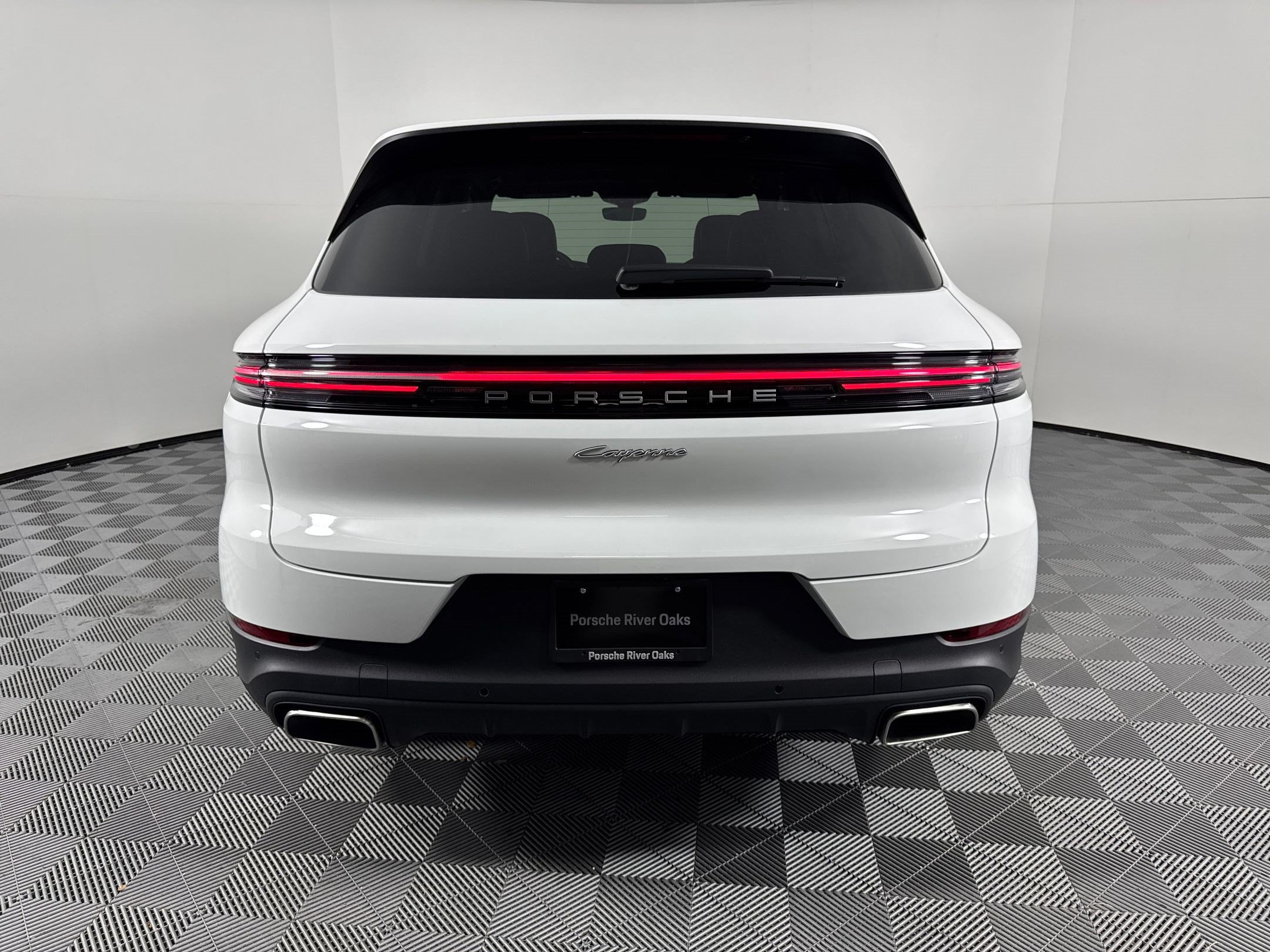 Certified 2026 Porsche Cayenne Coupe AWD/4WD image 6