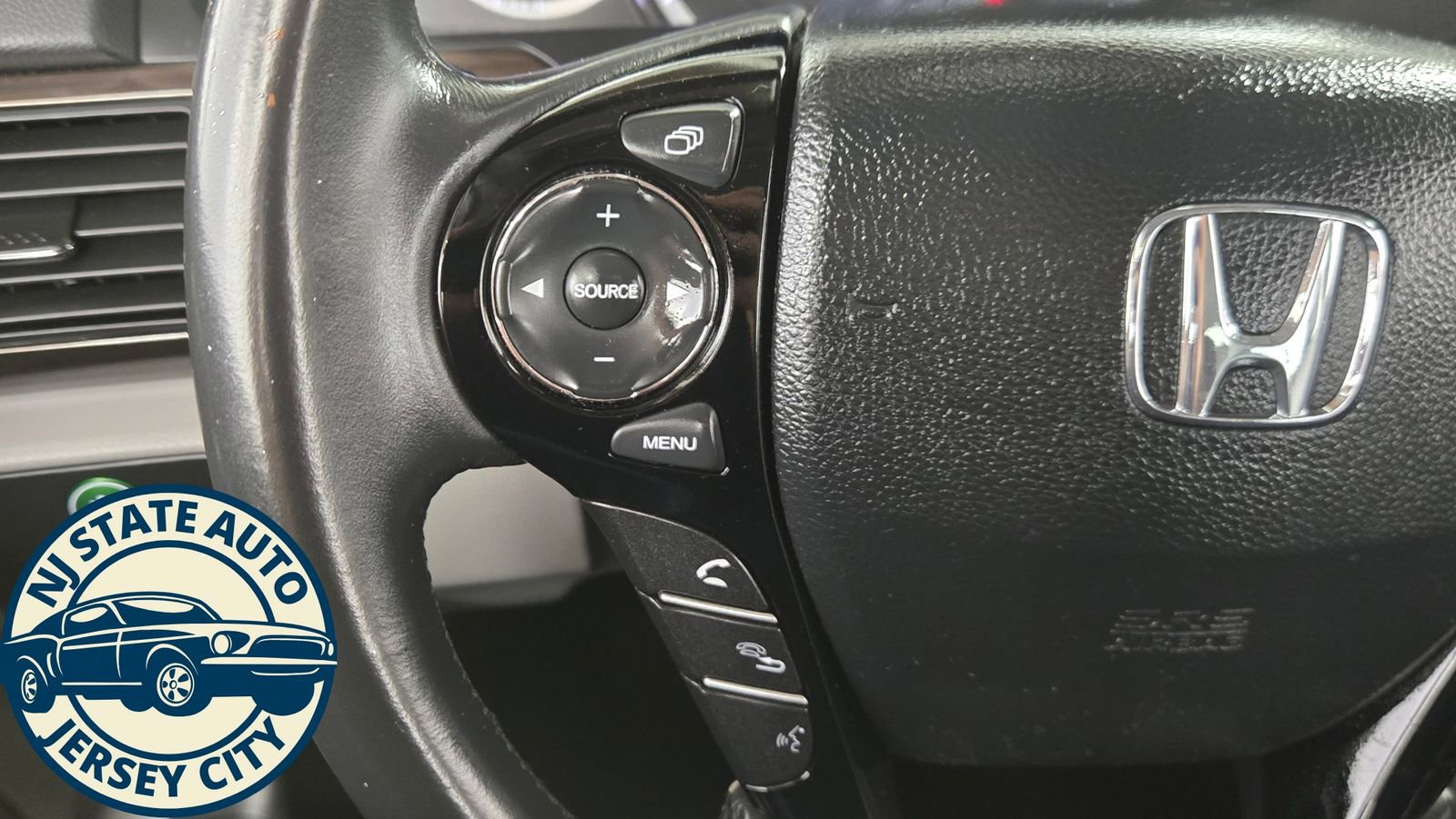 Used 2017 Honda Accord EX-L image 13