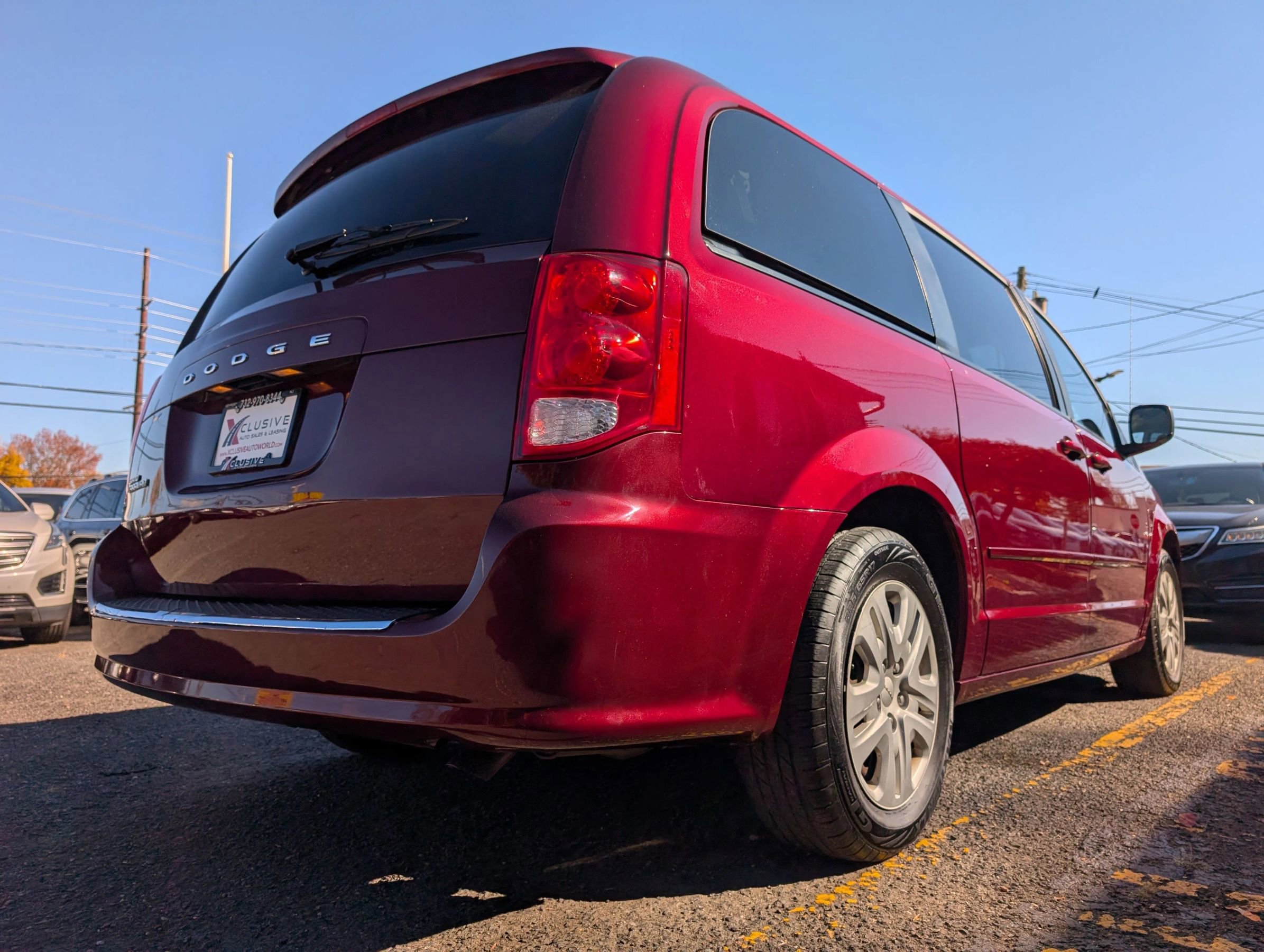 Used 2017 Dodge Grand Caravan SE image 30