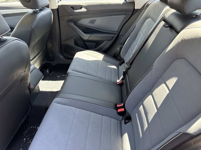 New 2026 Volkswagen Jetta SE FWD image 25