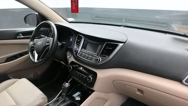 Used 2016 Hyundai Tucson Sport AWD/4WD image 14