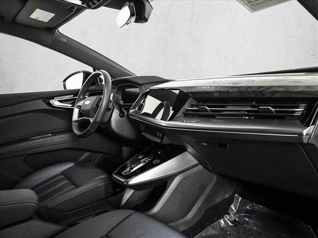 Used 2023 Audi Q4 e-tron Premium Plus w/ Premium Plus image 23