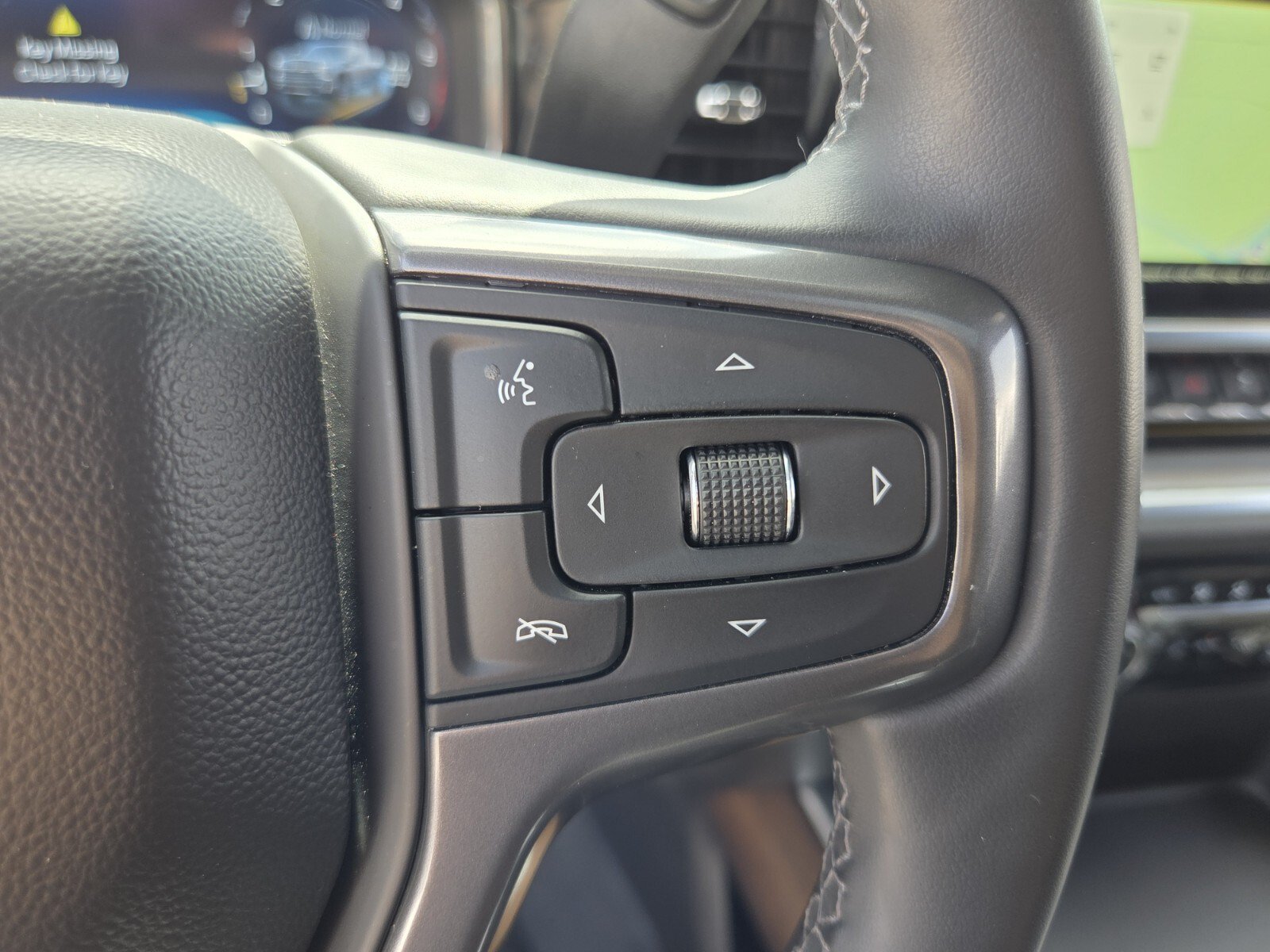 Used 2024 Chevrolet Silverado 2500 High Country w/ Technology Package AWD/4WD image 24